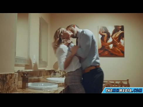 ❤️ Amikor egy bögyös szőke elcsábít egy nyilvános WC-ben ❌ Baszás videó at hu.killvs.top ❌️❤